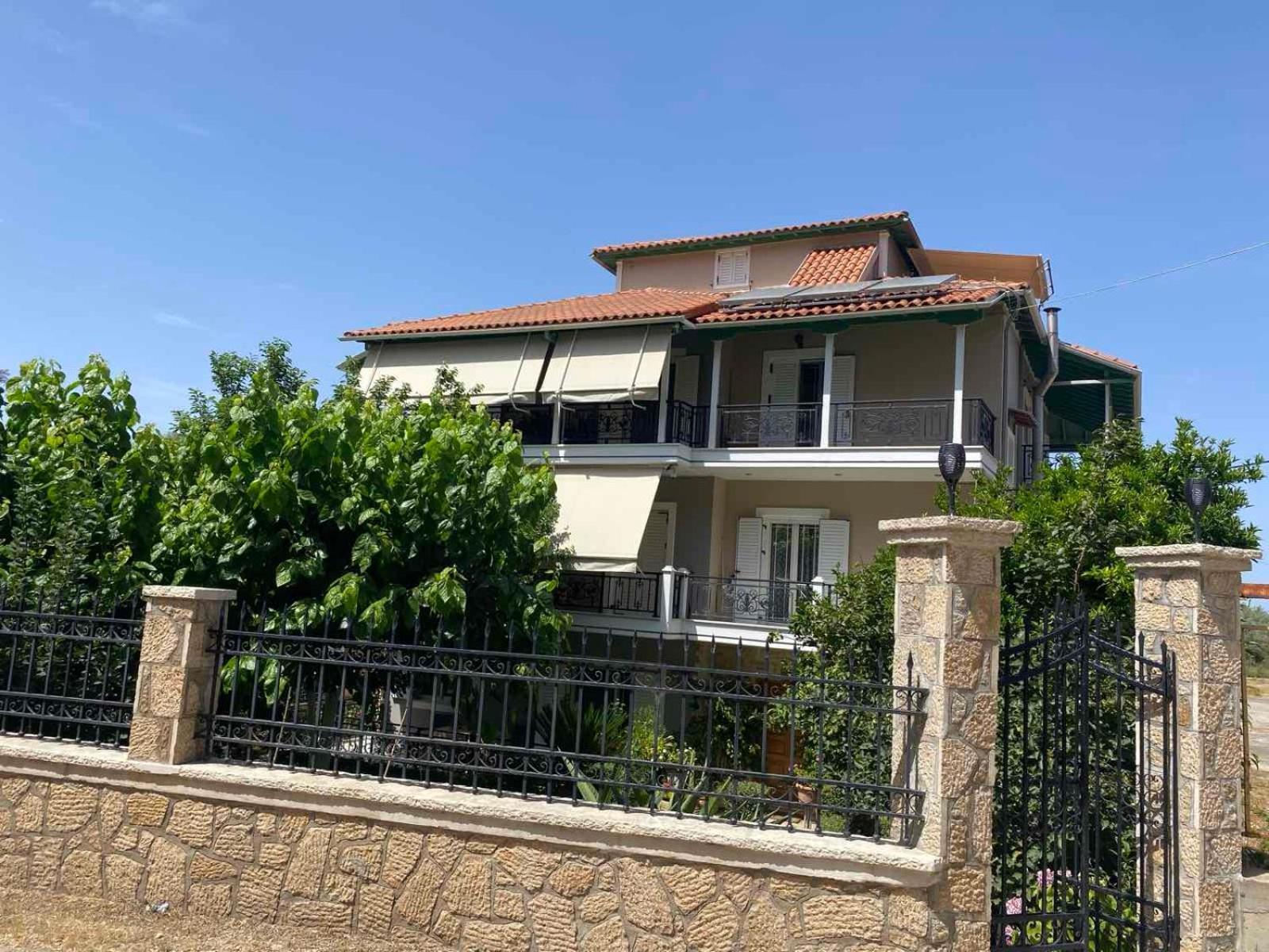 Mary'S Apartments Lefkada City Екстер'єр фото